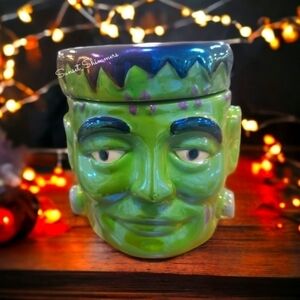 MARTHA Stewart Ceramic  Frankenstein 2 wick Candle Bobbing For Apples Halloween